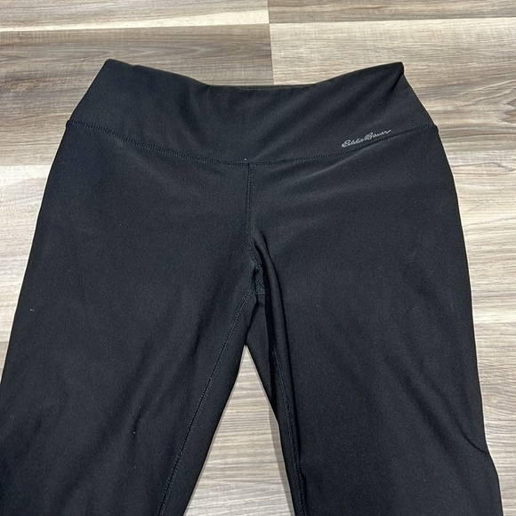 Eddie Bauer black capris size  small - Picture 5 of 10